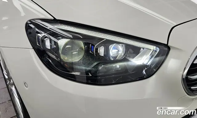 Mercedes-Benz E-Class 2020 2.0 автомат (гидро), миниатюра 8 Mercedes-Benz E-Class 2020 2.0 автомат (гидро), миниатюра 8