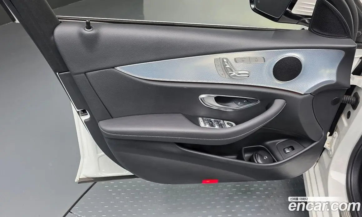 Mercedes-Benz E-Class 2020 2.0 автомат (гидро), фото 14