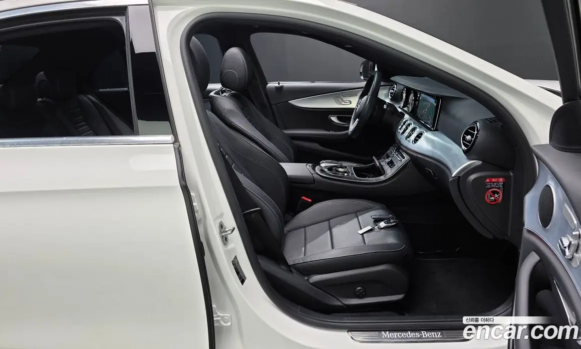 Mercedes-Benz E-Class 2020 2.0 автомат (гидро), фото 16