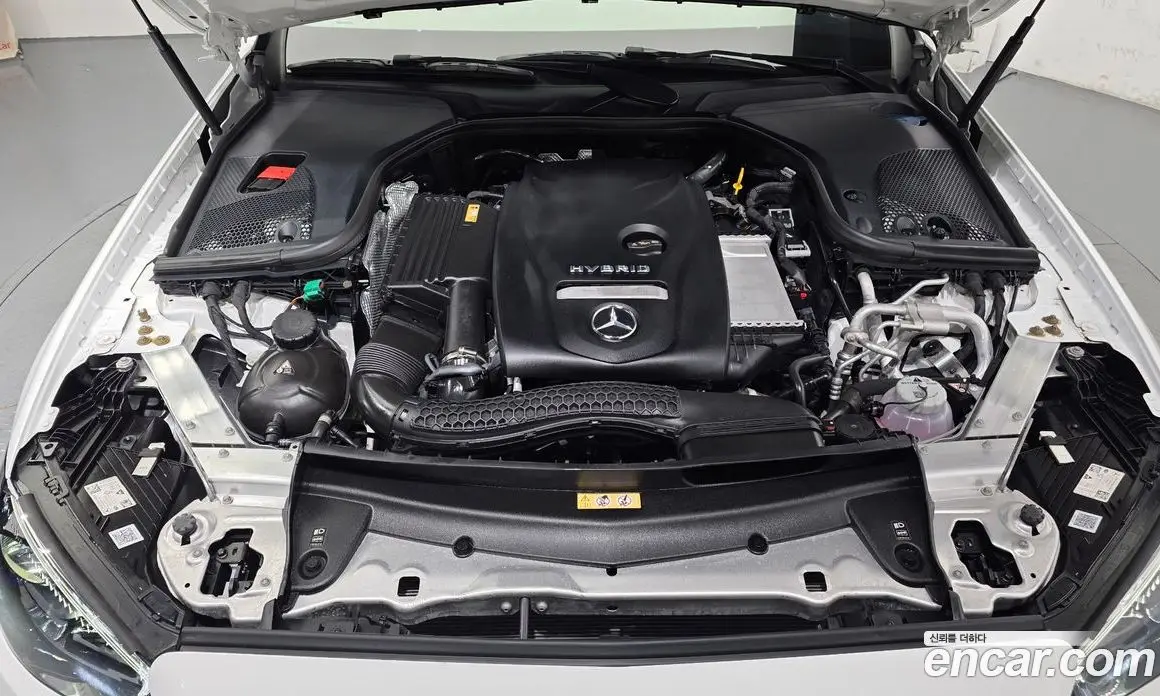 Mercedes-Benz E-Class 2021 2.0 автомат (гидро), фото 6 Mercedes-Benz E-Class 2021 2.0 автомат (гидро), фото 6