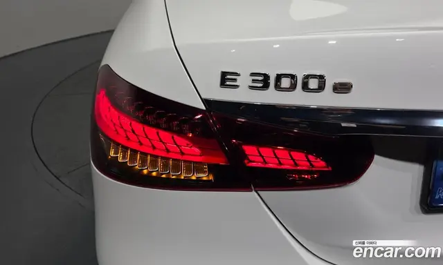 Mercedes-Benz E-Class 2021 2.0 автомат (гидро), миниатюра 9 Mercedes-Benz E-Class 2021 2.0 автомат (гидро), миниатюра 9