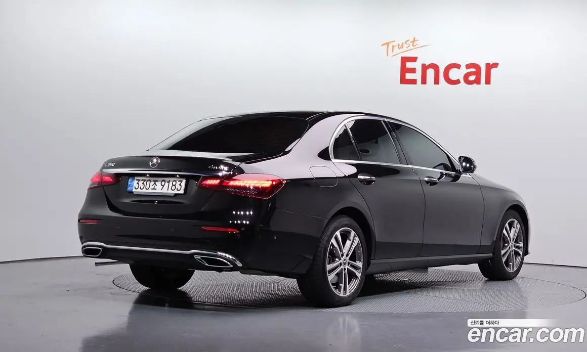 Mercedes-Benz E-Class 2022 2.0 автомат (гидро), фото 2 Mercedes-Benz E-Class 2022 2.0 автомат (гидро), фото 2