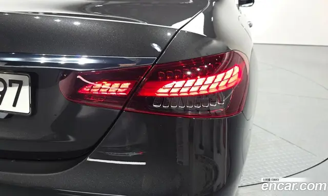Mercedes-Benz E-Class 2023 2.0 автомат (гидро), миниатюра 8 Mercedes-Benz E-Class 2023 2.0 автомат (гидро), миниатюра 8