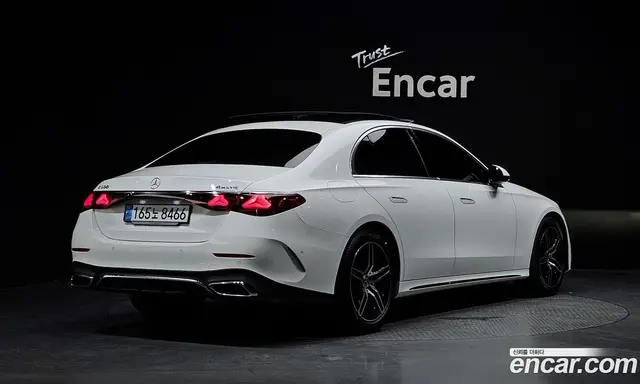 Mercedes-Benz E-Class, 2024, 13 083 км