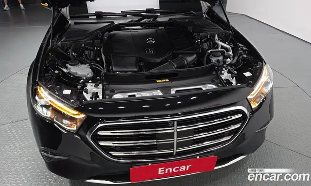 Mercedes-Benz E-Class 2025 2.0 автомат (гидро), миниатюра 6 Mercedes-Benz E-Class 2025 2.0 автомат (гидро), миниатюра 6