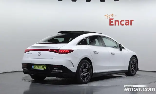 Mercedes-Benz EQE 2024 0.3 автомат (гидро), миниатюра 2