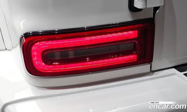 Mercedes-Benz G-Class 2025 3.0 автомат (гидро), миниатюра 9