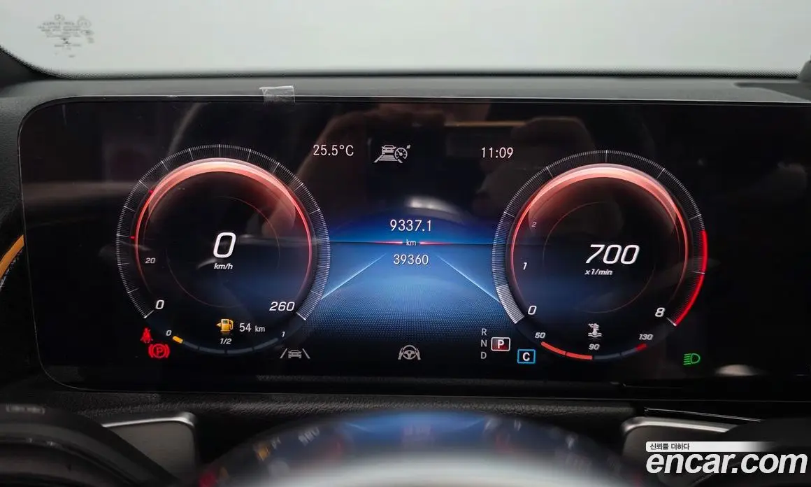 Mercedes-Benz GLB-Class 2022 2.0 автомат (гидро), фото 11