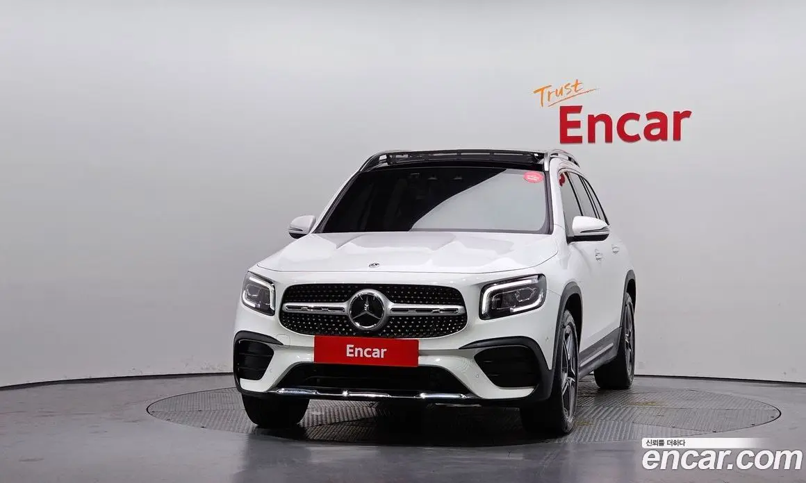 Mercedes-Benz GLB-Class 2023 2.0 автомат (гидро), фото 3