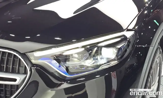 Mercedes-Benz GLC-Class 2023 2.0 автомат (гидро), миниатюра 8 Mercedes-Benz GLC-Class 2023 2.0 автомат (гидро), миниатюра 8