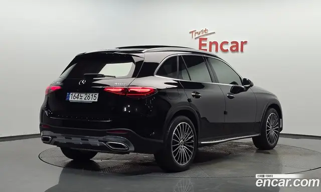 Mercedes-Benz GLC-Class, 2023, 28 217 км