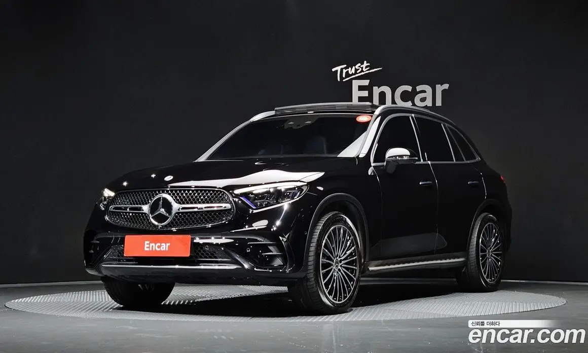 Mercedes-Benz GLC-Class 2023 2.0 автомат (гидро), фото 1 Mercedes-Benz GLC-Class 2023 2.0 автомат (гидро), фото 1