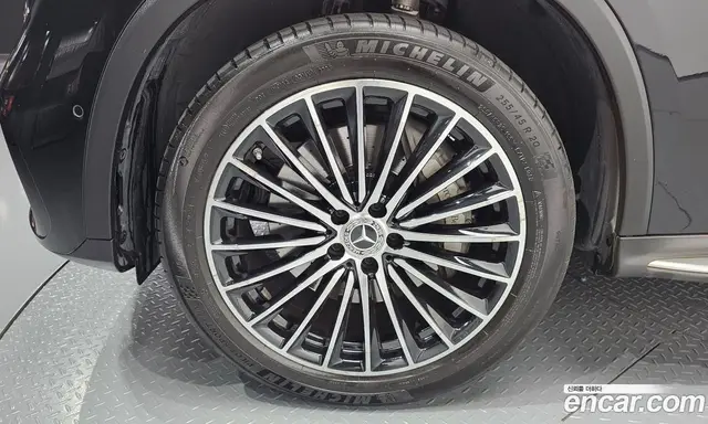 Mercedes-Benz GLC-Class 2023 2.0 автомат (гидро), миниатюра 5 Mercedes-Benz GLC-Class 2023 2.0 автомат (гидро), миниатюра 5