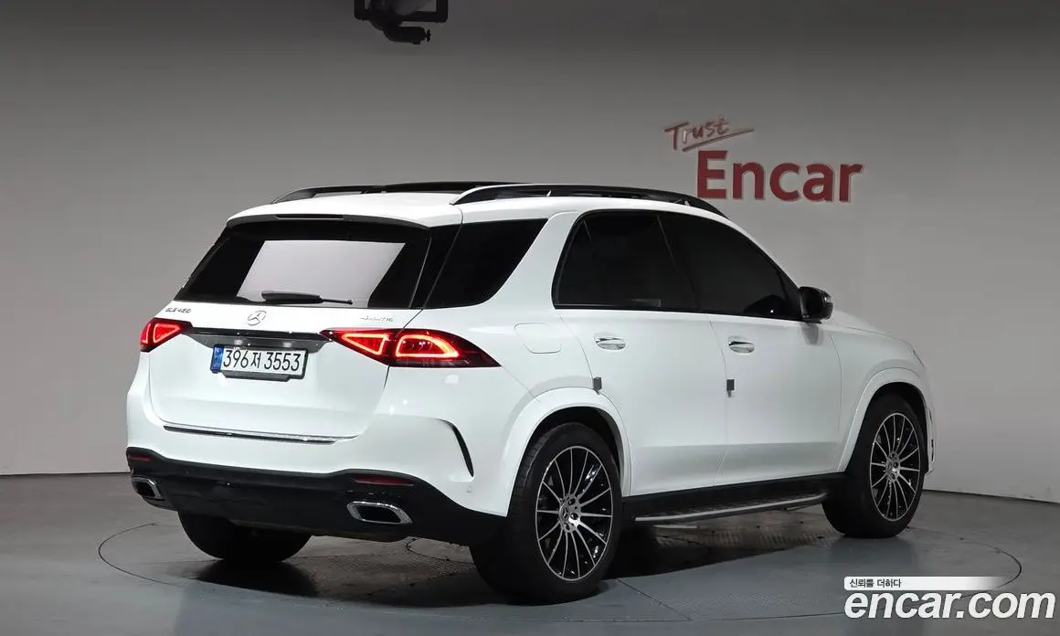 Mercedes-Benz GLE-Class 2022 3.0 автомат (гидро), фото 1 Mercedes-Benz GLE-Class 2022 3.0 автомат (гидро), фото 1