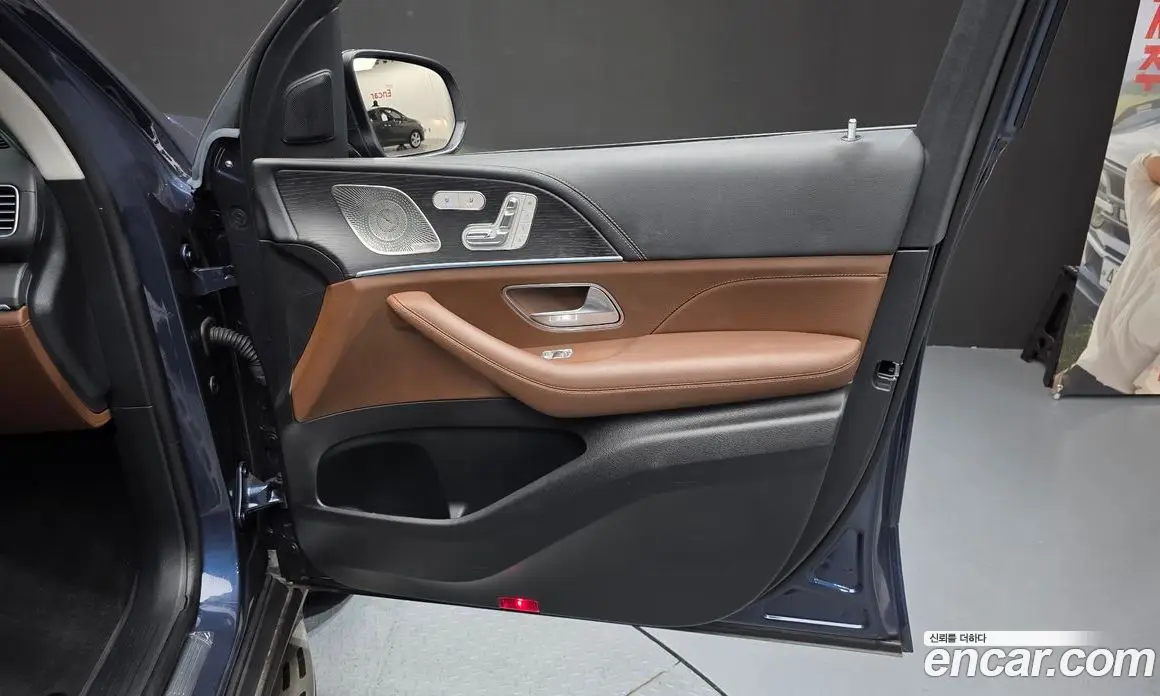 Mercedes-Benz GLE-Class 2024 3.0 автомат (гидро), фото 15