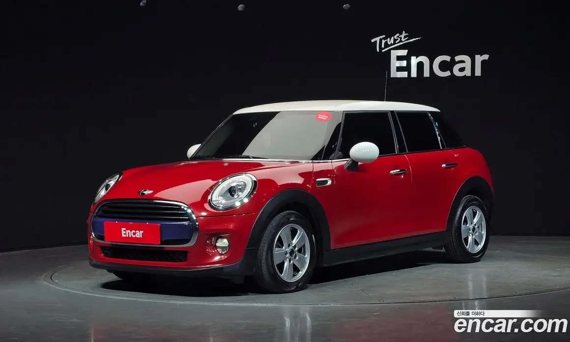 Mini Cooper 2018 1.5 автомат (гидро), фото 1 Mini Cooper 2018 1.5 автомат (гидро), фото 1
