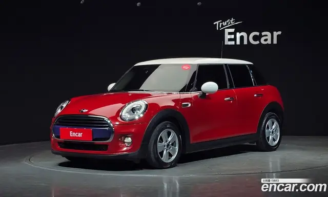 Mini Cooper, 2018, 85 147 км