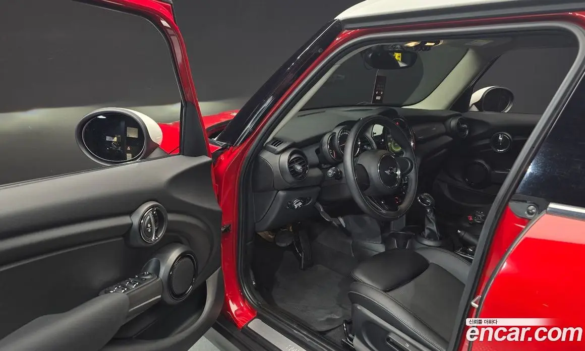 Mini Cooper 2018 1.5 автомат (гидро), фото 13 Mini Cooper 2018 1.5 автомат (гидро), фото 13