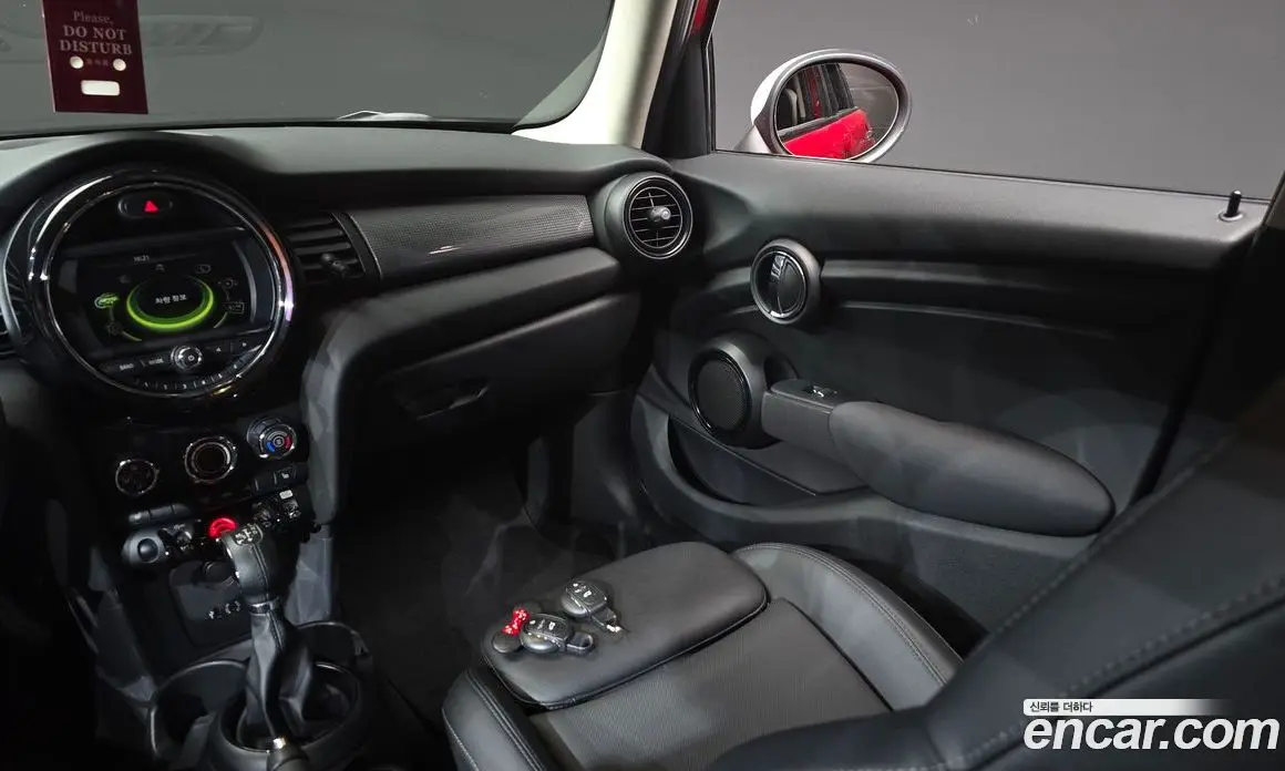 Mini Cooper 2018 1.5 автомат (гидро), фото 16 Mini Cooper 2018 1.5 автомат (гидро), фото 16