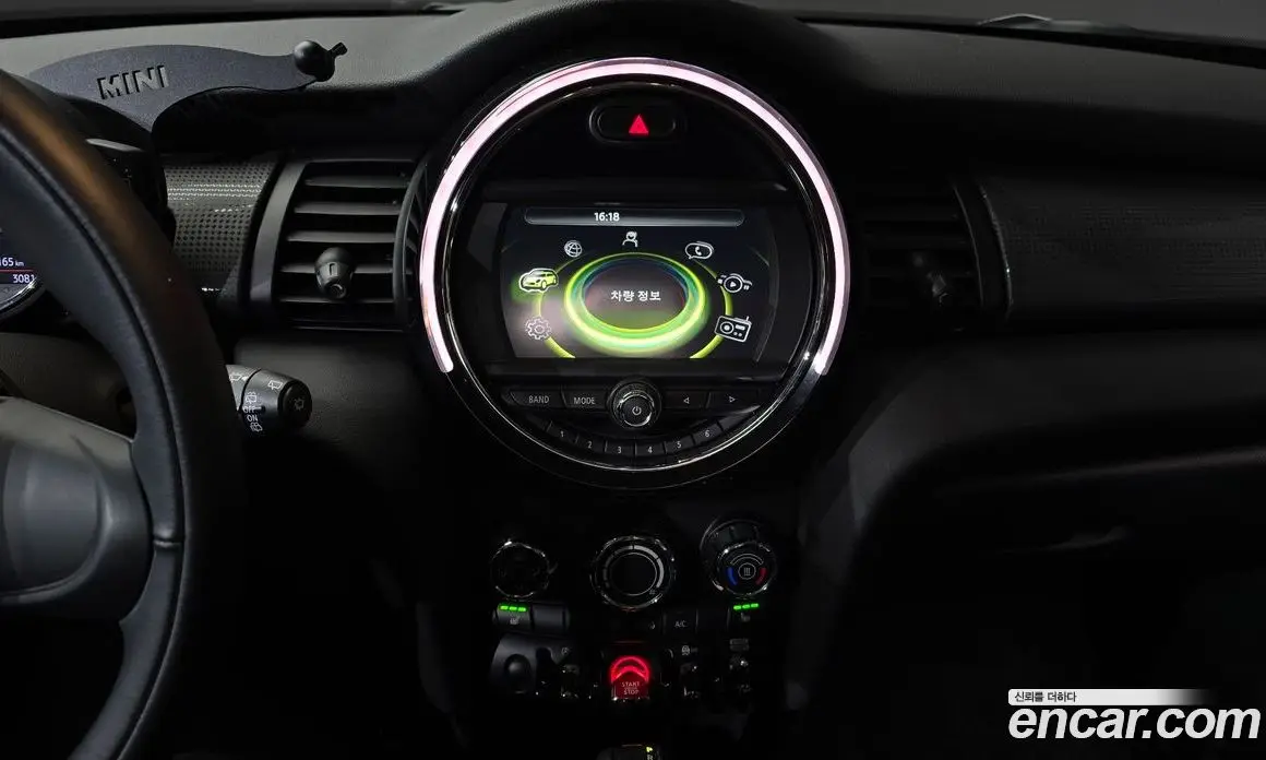 Mini Cooper 2018 1.5 автомат (гидро), фото 20 Mini Cooper 2018 1.5 автомат (гидро), фото 20