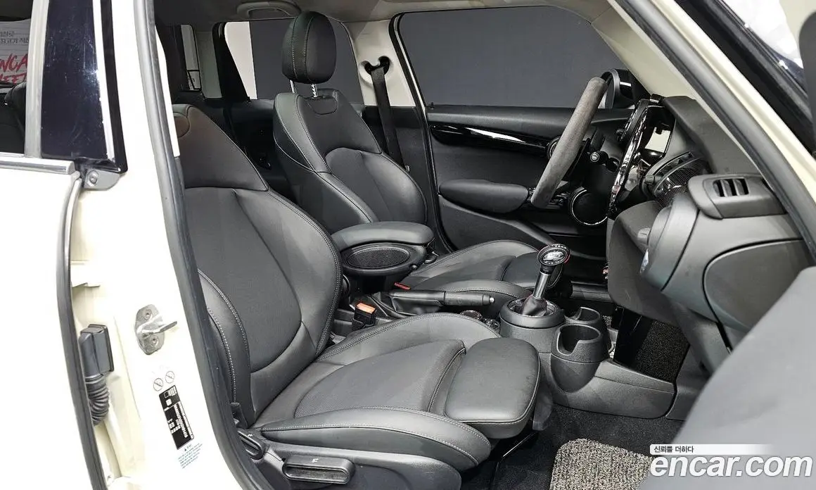 Mini Cooper 2019 2.0 автомат (гидро), фото 17