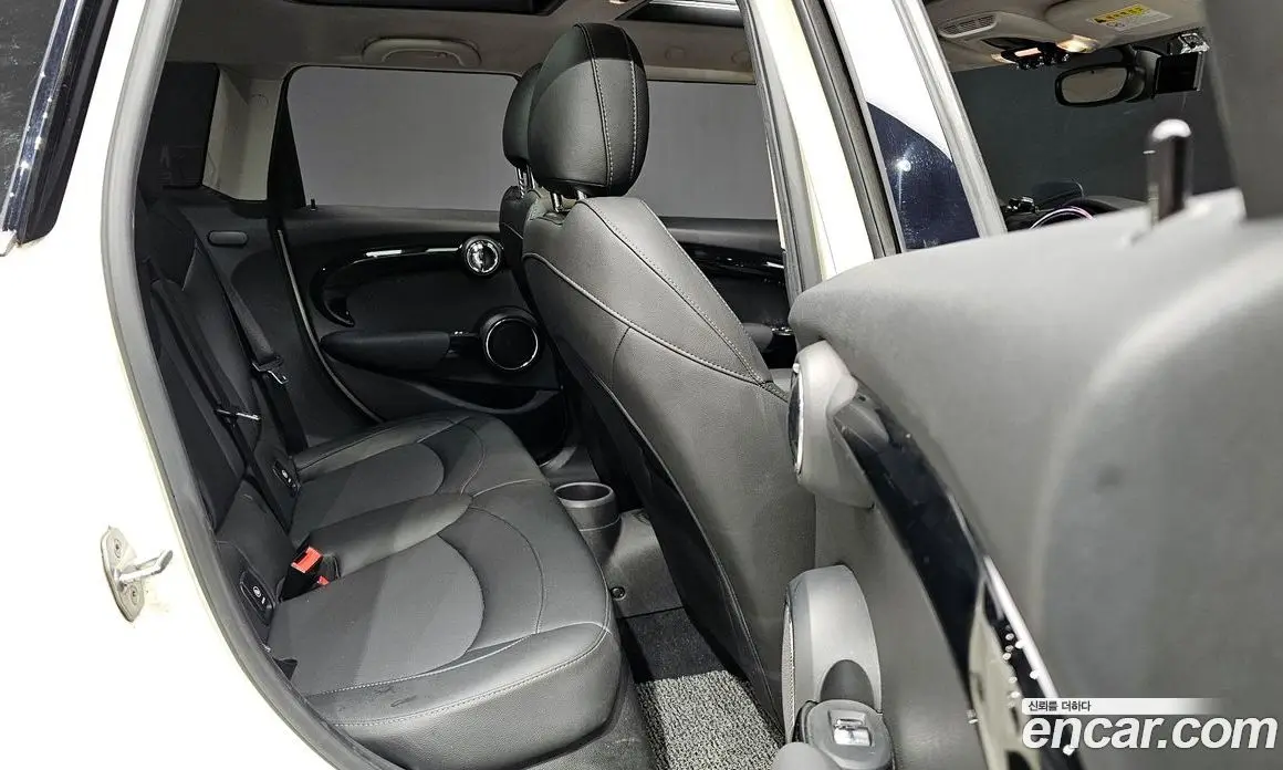 Mini Cooper 2019 2.0 автомат (гидро), фото 18