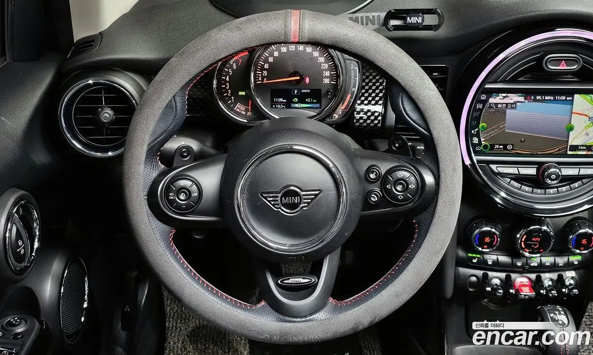 Mini Cooper 2019 2.0 автомат (гидро), фото 19