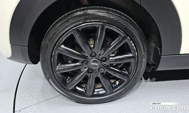 Mini Cooper 2019 2.0 автомат (гидро), миниатюра 5