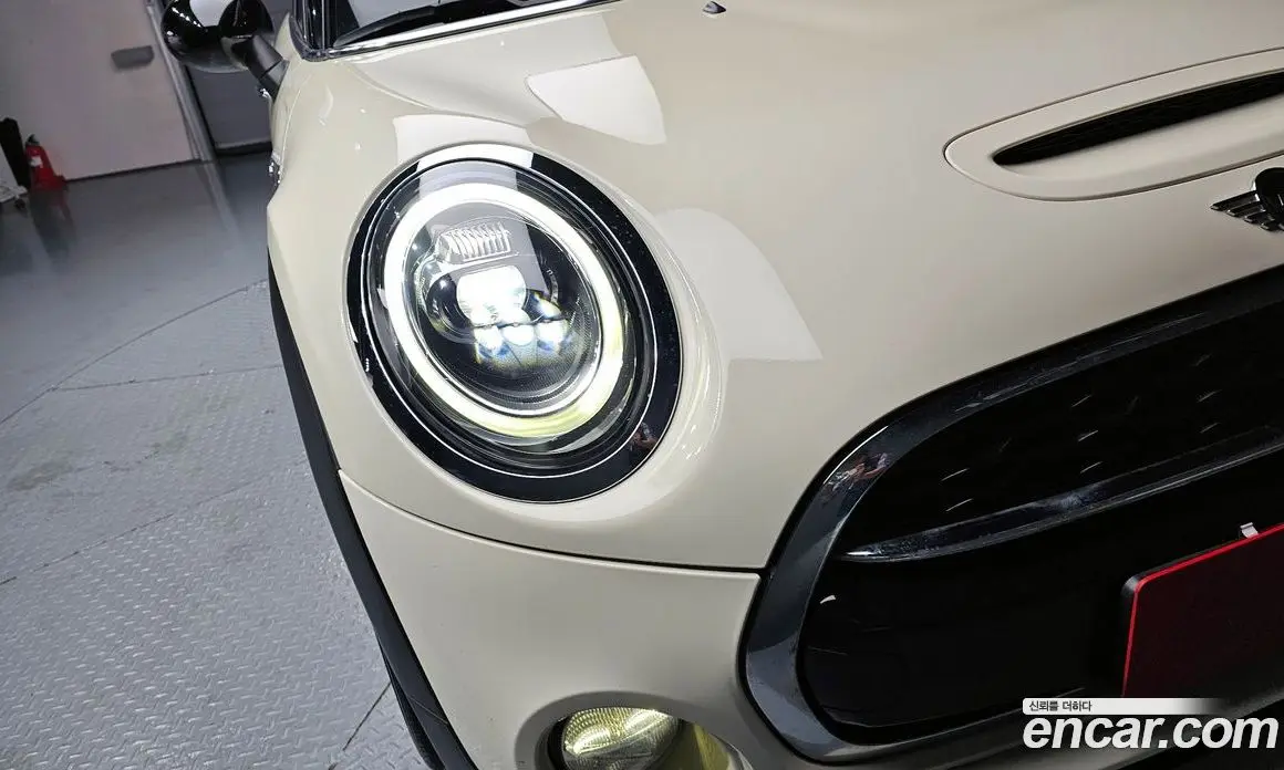 Mini Cooper 2019 2.0 автомат (гидро), фото 8