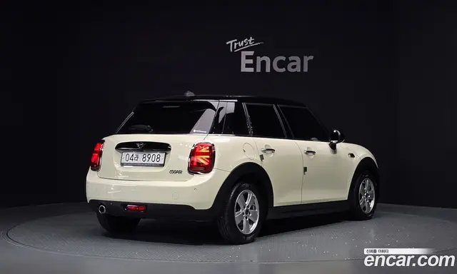 Mini Cooper 2019 1.5 автомат (гидро), миниатюра 2