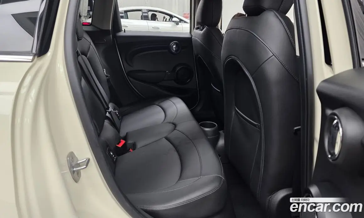 Mini Cooper 2019 1.5 автомат (гидро), фото 17