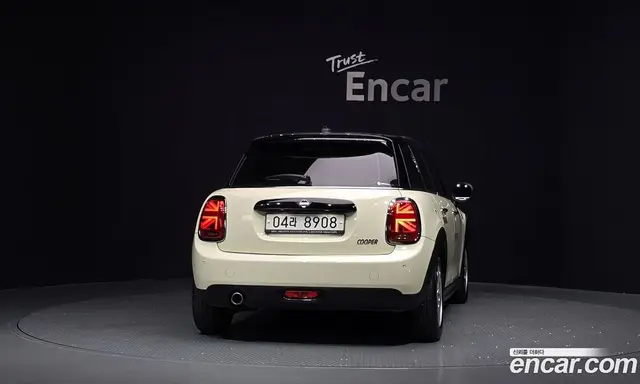 Mini Cooper 2019 1.5 автомат (гидро), миниатюра 4