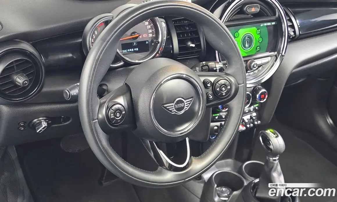 Mini Cooper 2019 1.5 автомат (гидро), фото 13