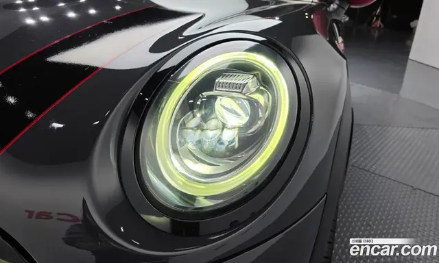 Mini Cooper 2020 2.0 автомат (гидро), миниатюра 8