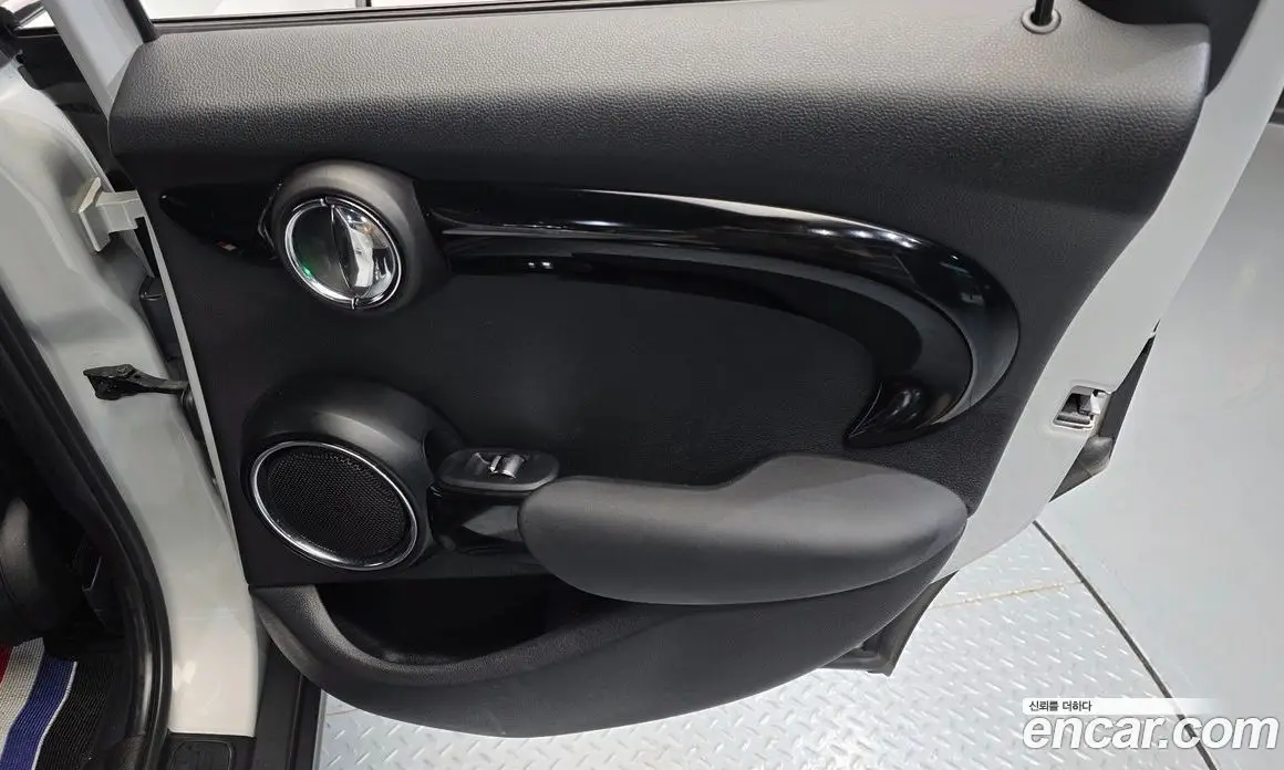 Mini Cooper 2020 1.5 автомат (гидро), фото 15