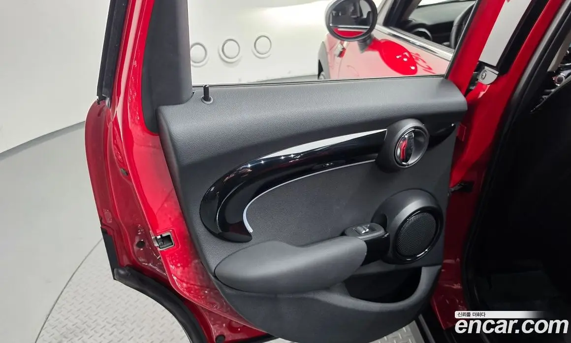Mini Cooper 2022 1.5 автомат (гидро), фото 15