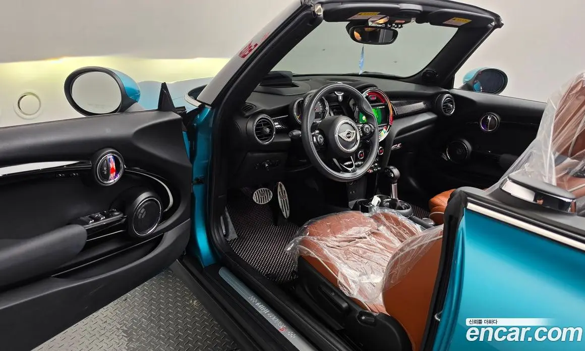 Mini Cooper Convertible 2019 2.0 автомат (гидро), фото 13 Mini Cooper Convertible 2019 2.0 автомат (гидро), фото 13