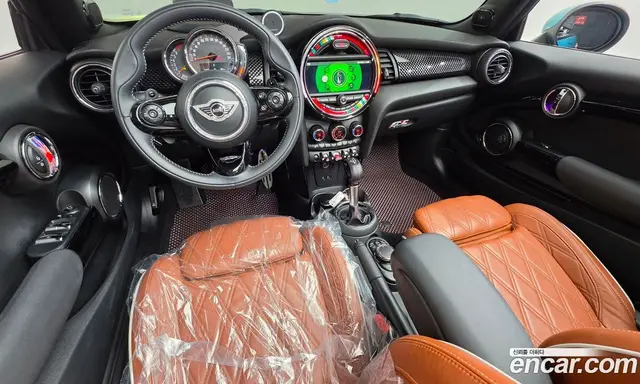 Mini Cooper Convertible 2019 2.0 автомат (гидро), миниатюра 10 Mini Cooper Convertible 2019 2.0 автомат (гидро), миниатюра 10
