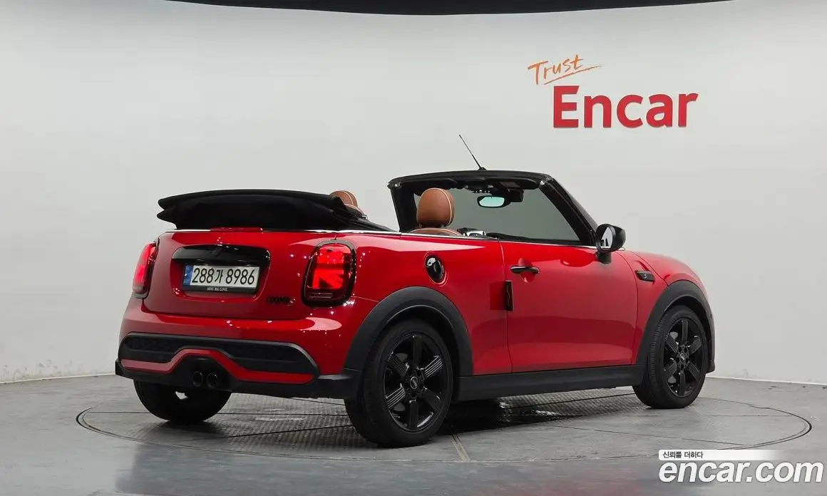 Mini Cooper Convertible 2021 2.0 автомат (гидро), фото 2 Mini Cooper Convertible 2021 2.0 автомат (гидро), фото 2