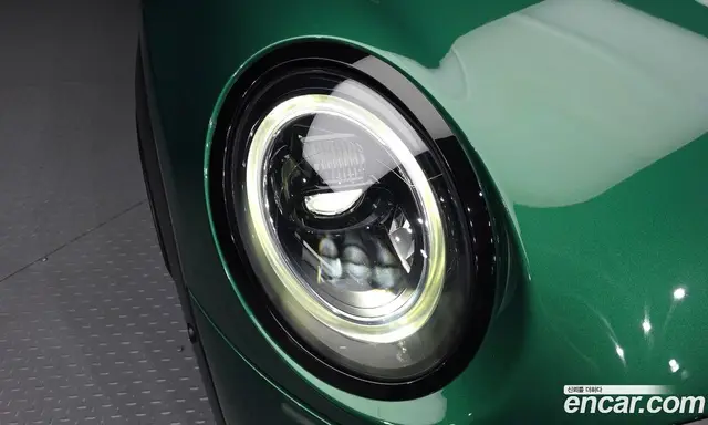 Mini Cooper Convertible 2022 2.0 автомат (гидро), миниатюра 8 Mini Cooper Convertible 2022 2.0 автомат (гидро), миниатюра 8