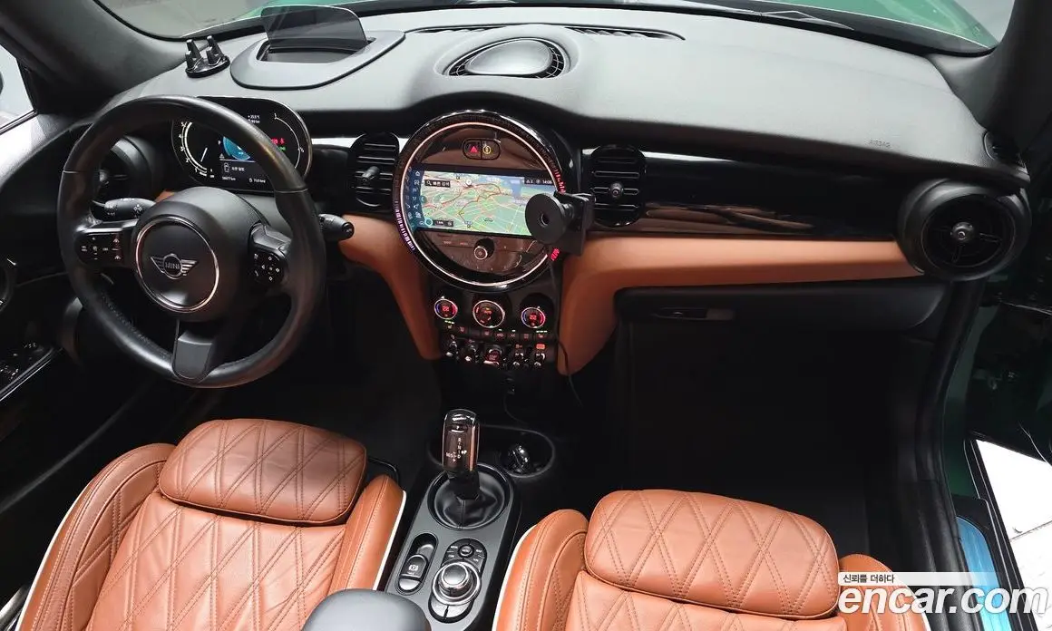 Mini Cooper Convertible 2022 2.0 автомат (гидро), фото 10 Mini Cooper Convertible 2022 2.0 автомат (гидро), фото 10