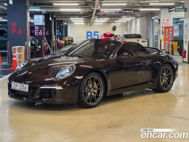 Porsche 911, 2012, 50 000 км