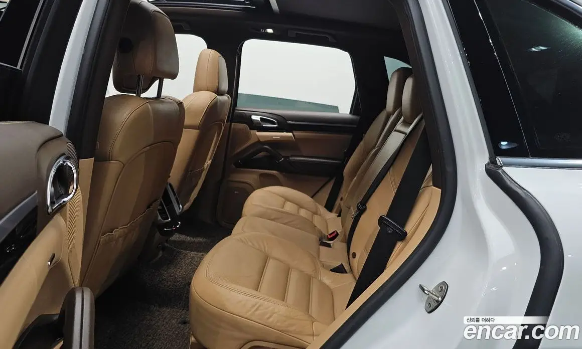 Porsche Cayenne 2015 4.1 автомат (гидро), фото 17 Porsche Cayenne 2015 4.1 автомат (гидро), фото 17