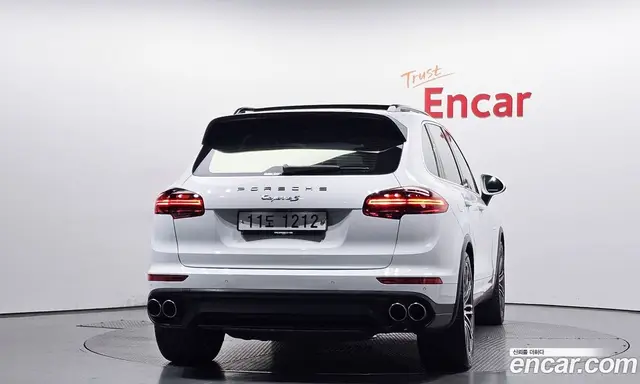 Porsche Cayenne 2015 4.1 автомат (гидро), миниатюра 3 Porsche Cayenne 2015 4.1 автомат (гидро), миниатюра 3