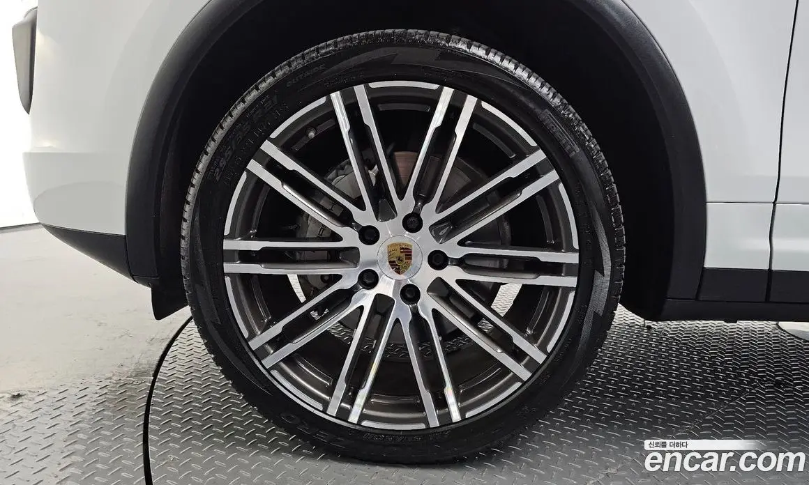 Porsche Cayenne 2015 4.1 автомат (гидро), фото 4 Porsche Cayenne 2015 4.1 автомат (гидро), фото 4