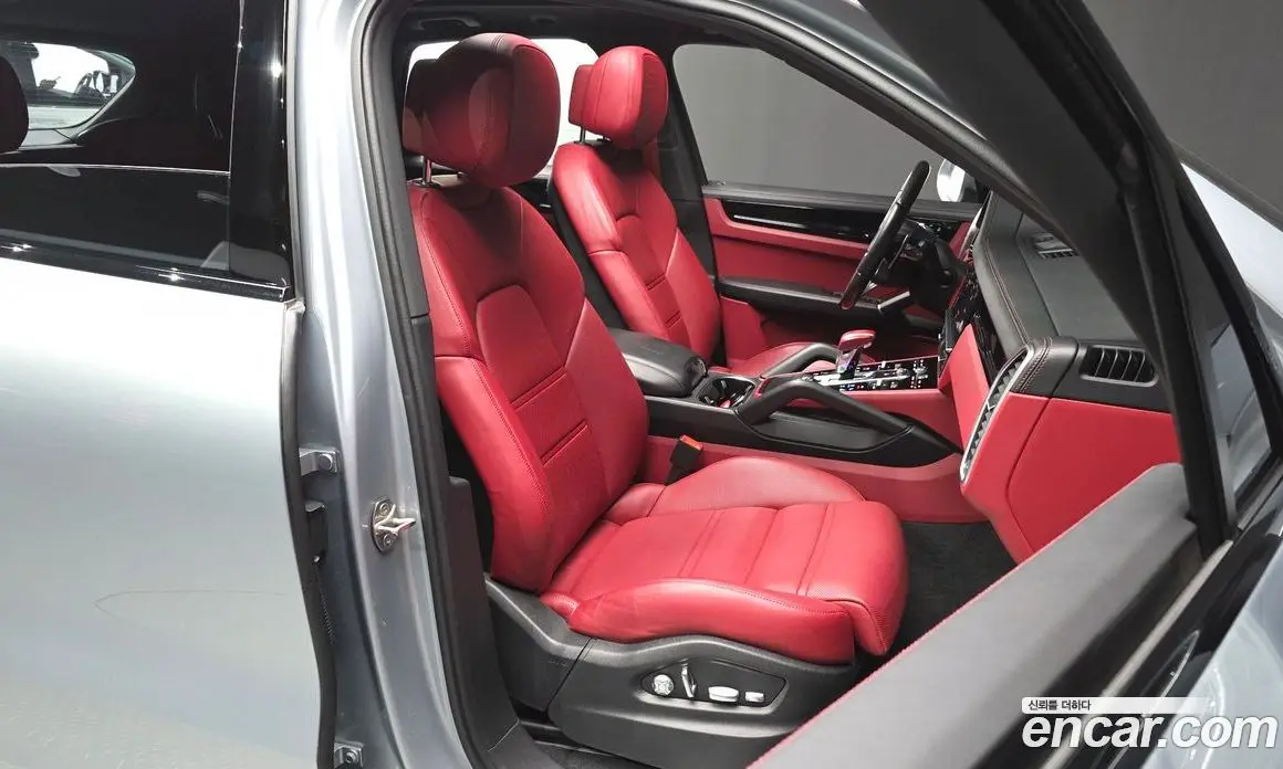 Porsche Cayenne 2021 3.0 автомат (гидро), фото 16
