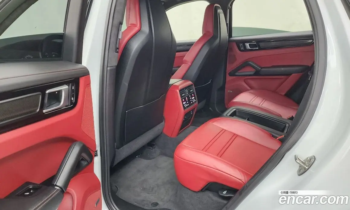 Porsche Cayenne 2022 4.0 автомат (гидро), фото 16 Porsche Cayenne 2022 4.0 автомат (гидро), фото 16