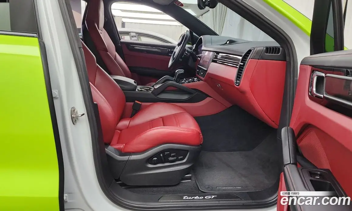 Porsche Cayenne 2022 4.0 автомат (гидро), фото 17 Porsche Cayenne 2022 4.0 автомат (гидро), фото 17