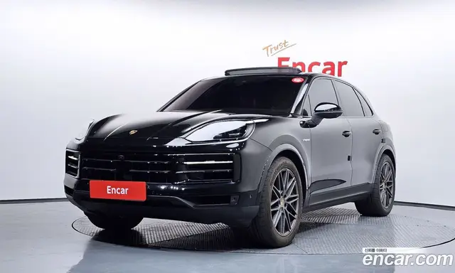 Porsche Cayenne, 2024, 26 243 км