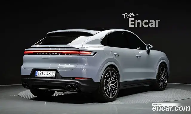 Porsche Cayenne 2024 3.0 автомат (гидро), миниатюра 2